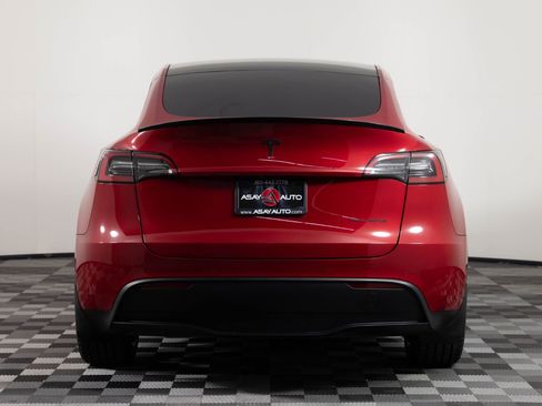 Used 2021 Tesla Model Y Long Range AWD/4WD image 6