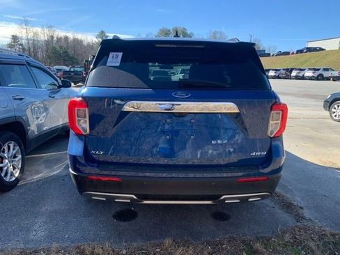 Used 2023 Ford Explorer XLT w/ Equipment Group 202A image 18