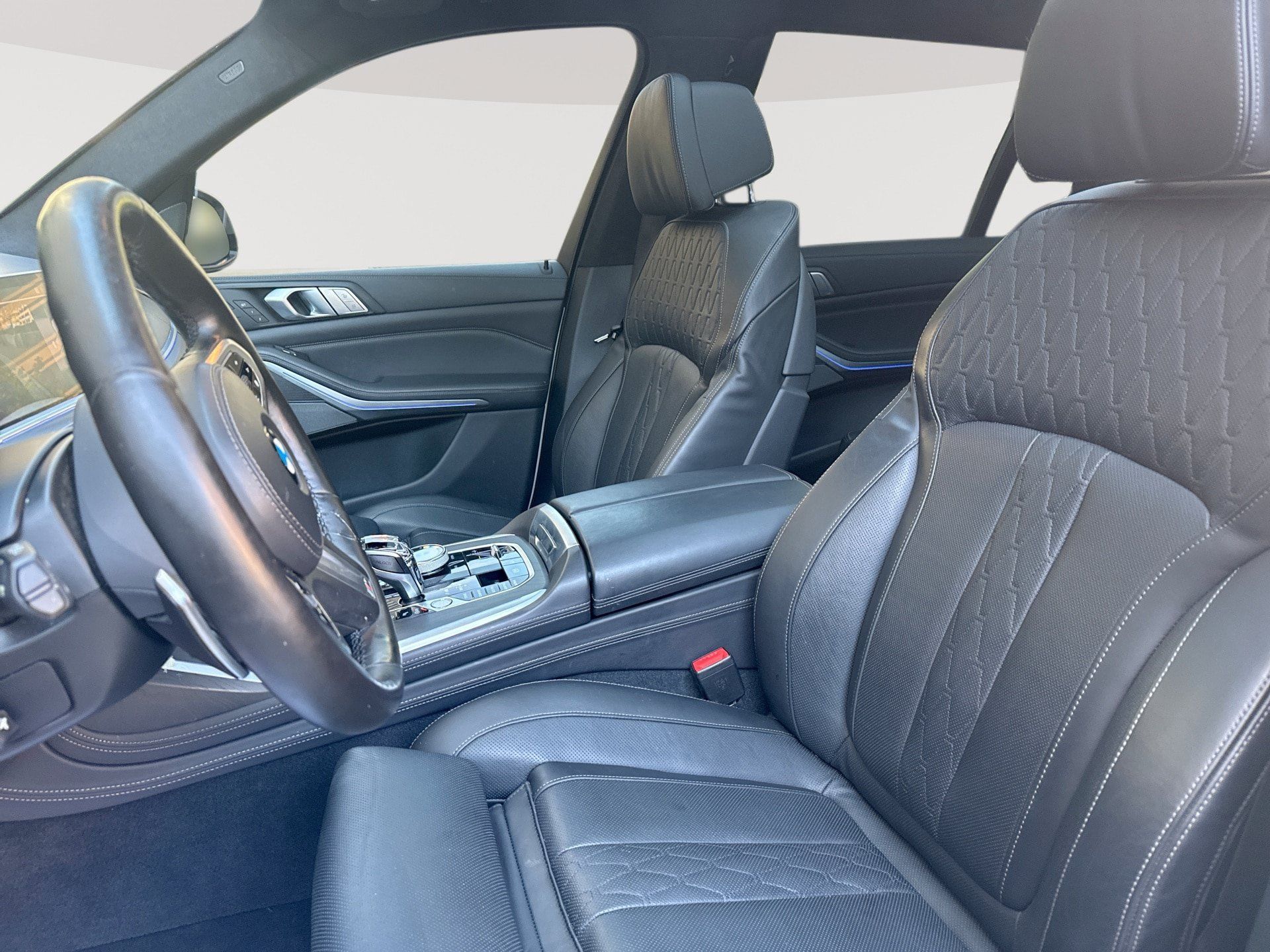 Used 2020 BMW X7 M50i AWD/4WD image 13