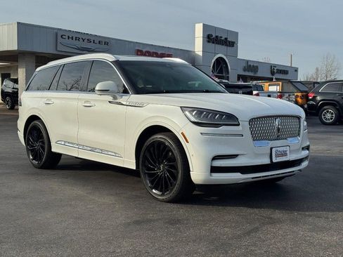 Used 2022 Lincoln Aviator Reserve w/ Equipment Group 201A image 2