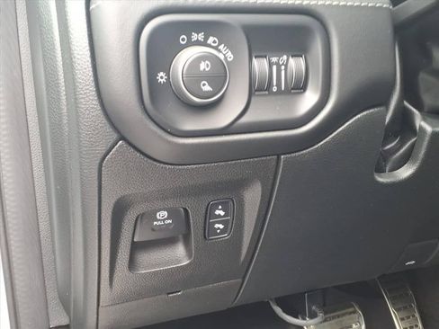 Used 2022 RAM 1500 TRX w/ TRX Level 2 Equipment Group AWD/4WD image 19