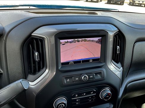 Used 2022 Chevrolet Silverado 1500 Custom image 15