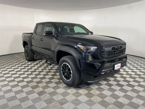 New 2026 Toyota Tacoma TRD Off-Road AWD/4WD image 10