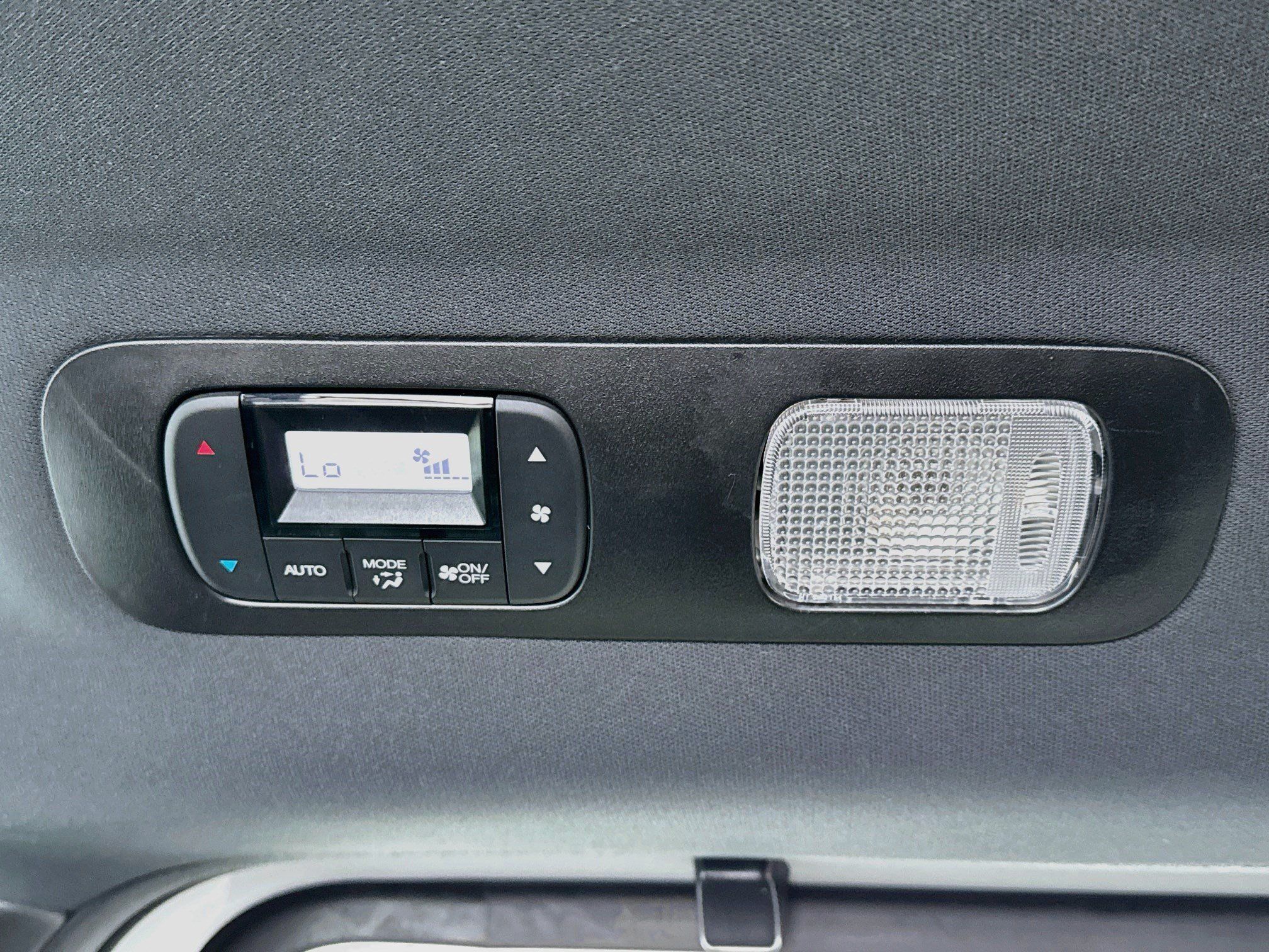 Used 2024 Honda Odyssey Sport image 17