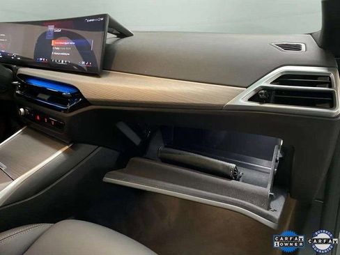 Used 2025 BMW i4 xDrive40i image 83