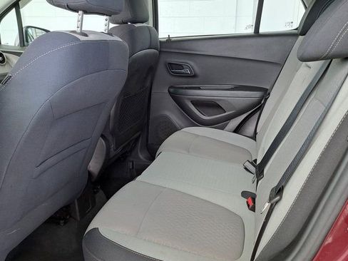 Used 2016 Chevrolet Trax LS FWD image 21