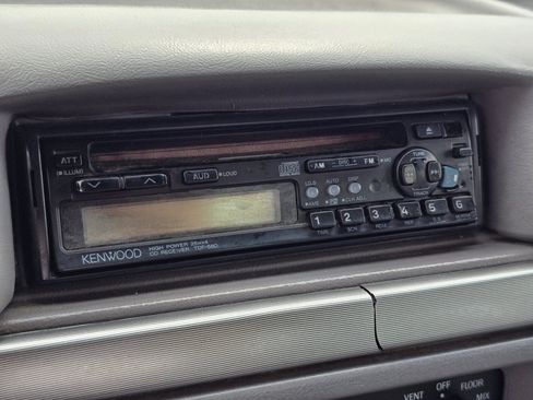 Used 1995 Ford F250 4x4 SuperCab image 23