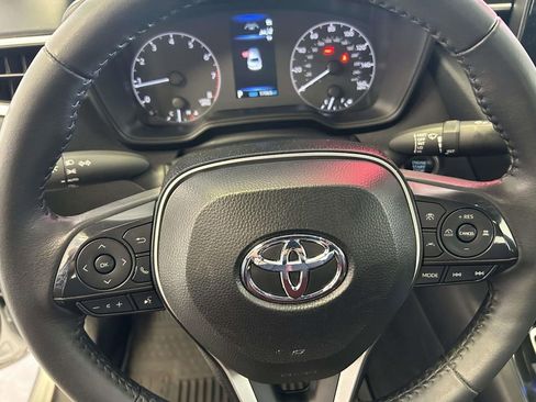 Used 2025 Toyota Corolla SE FWD image 19