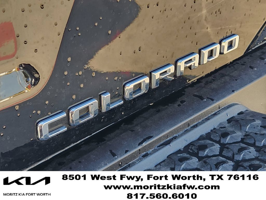 Used 2025 Chevrolet Colorado W/T w/ WT Convenience Package II RWD image 11