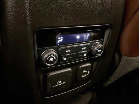 Used 2019 Buick Enclave Avenir w/ Avenir Technology Package image 33