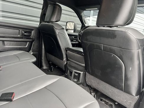 Used 2023 RAM 2500 Tradesman w/ Chrome Appearance Group image 15