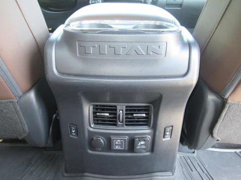 Used 2023 Nissan Titan Platinum Reserve w/ Moonroof Package AWD/4WD image 34