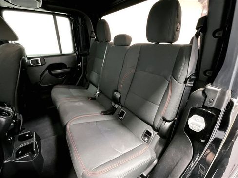 Used 2023 Jeep Gladiator Rubicon w/ Trailer Tow Package image 35