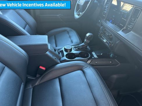 Used 2025 Ford Bronco Big Bend image 17
