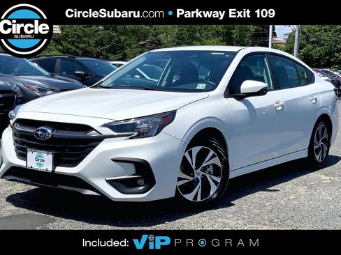Certified 2025 Subaru Legacy Premium AWD/4WD image 1