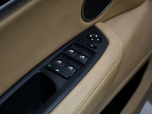 Used 2014 BMW X6 M image 18
