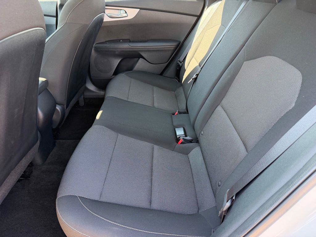Used 2024 Kia Forte LXS FWD image 10