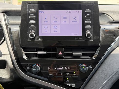 Used 2023 Toyota Camry SE FWD image 29