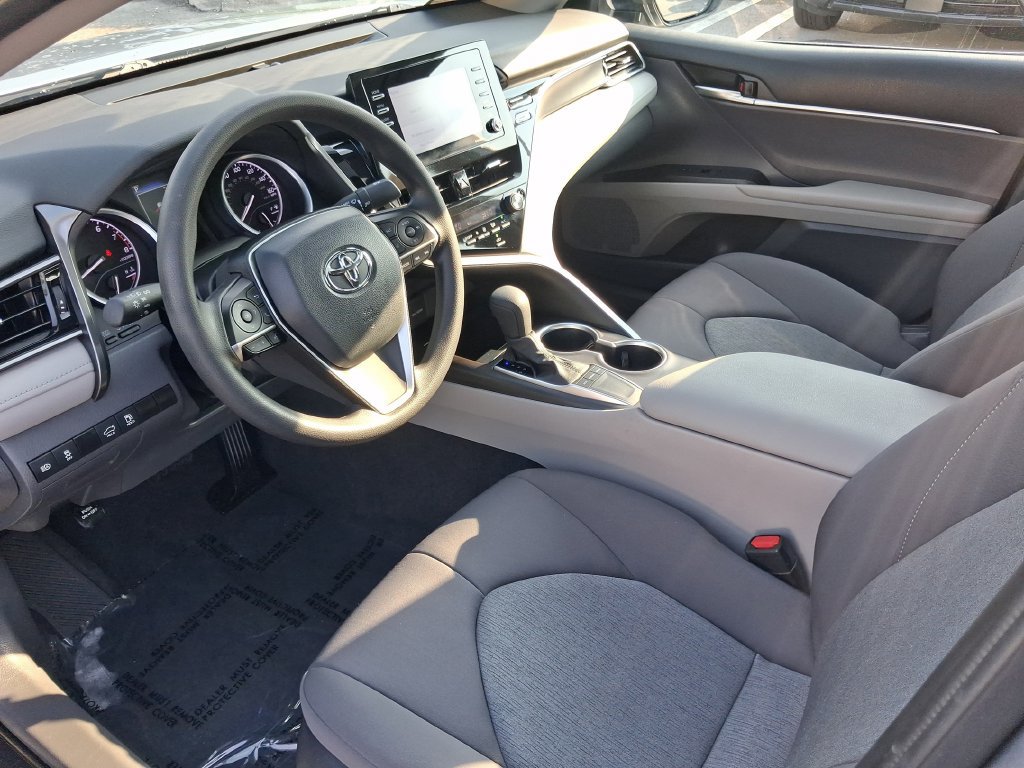 Used 2024 Toyota Camry LE w/ Convenience Package FWD image 15