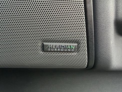 Used 2016 Land Rover LR4 HSE LUX AWD/4WD image 32