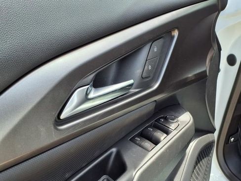 New 2025 Chevrolet Equinox EV LT w/ Comfort Package image 14