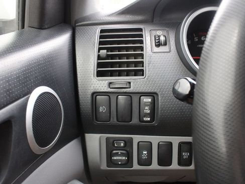 Used 2010 Toyota Tacoma 4x4 Double Cab image 7