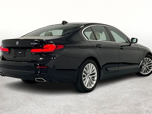 Used 2023 BMW 530i w/ Premium Package image 2