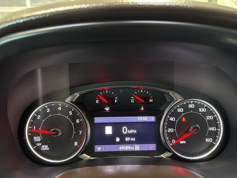 Used 2023 GMC Acadia SLT w/ Preferred Package AWD/4WD image 9