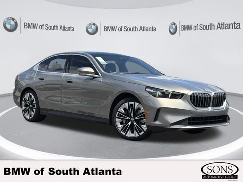 New 2027 BMW 530i w/ Premium Package RWD image 1