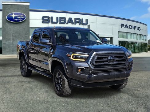 Used 2020 Toyota Tacoma SR5 image 1