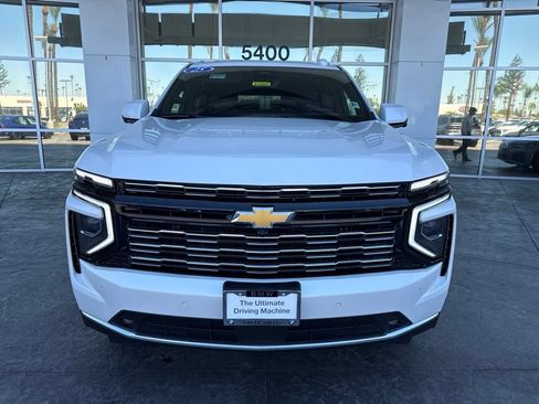 Used 2025 Chevrolet Tahoe High Country AWD/4WD image 2