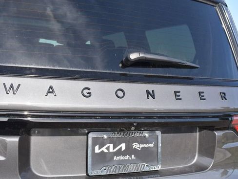 Used 2024 Jeep Wagoneer Series II AWD/4WD image 13
