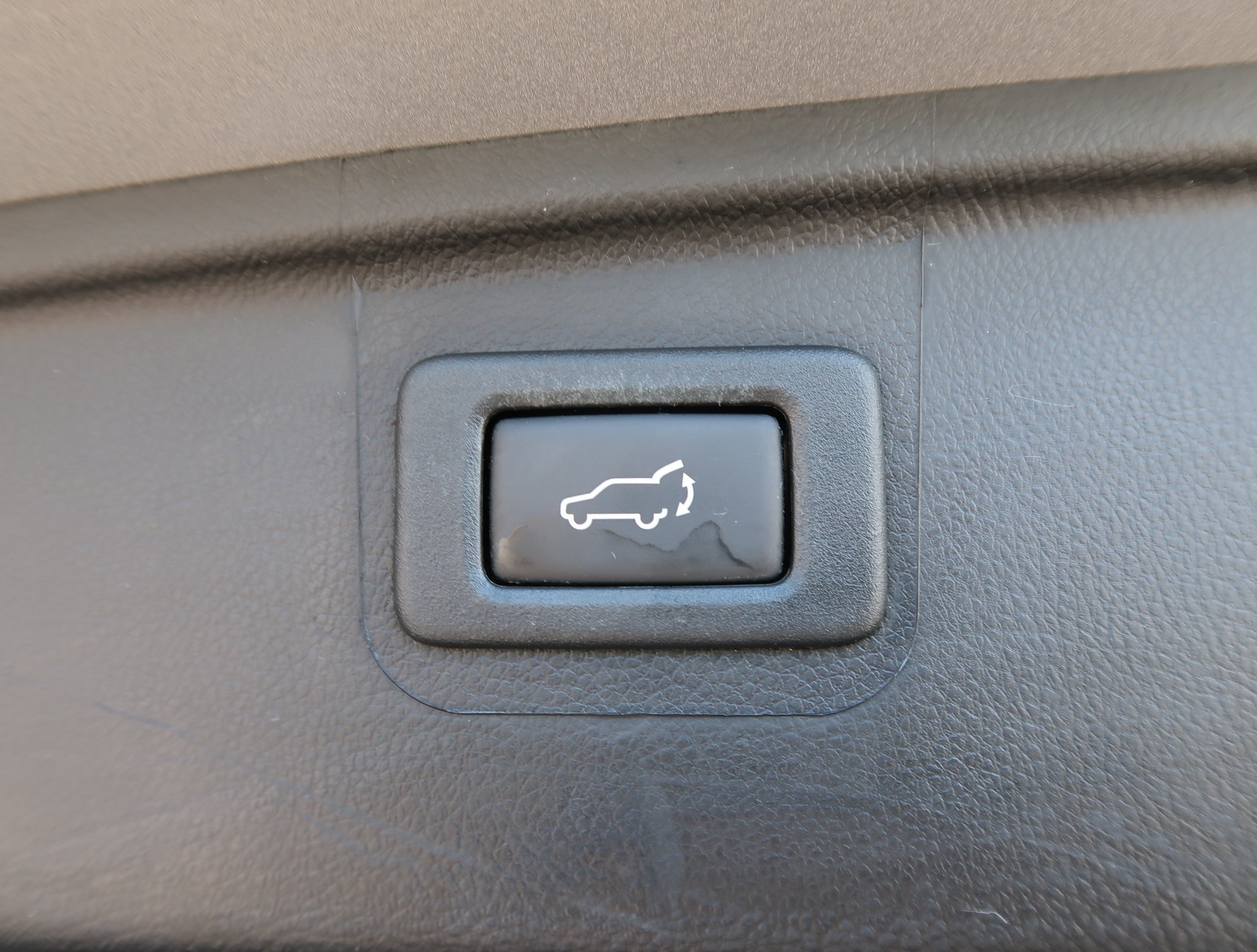 Used 2018 Subaru Outback 2.5i Limited AWD/4WD image 36