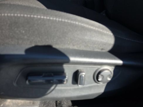 Used 2024 Honda CR-V EX image 11