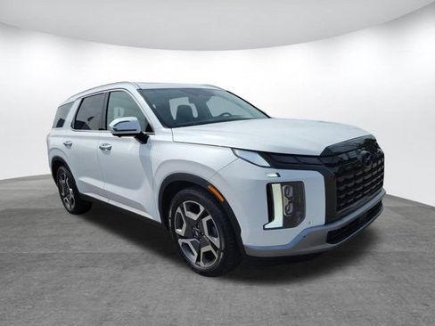 Used 2024 Hyundai Palisade Limited FWD image 32