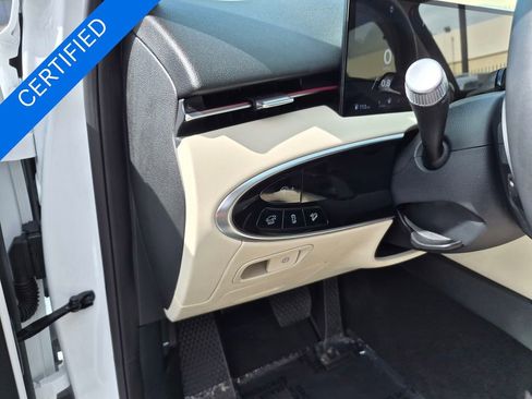 Used 2026 Genesis GV70 2.5T image 11