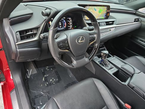 Used 2021 Lexus ES 250 w/ Premium Package image 15