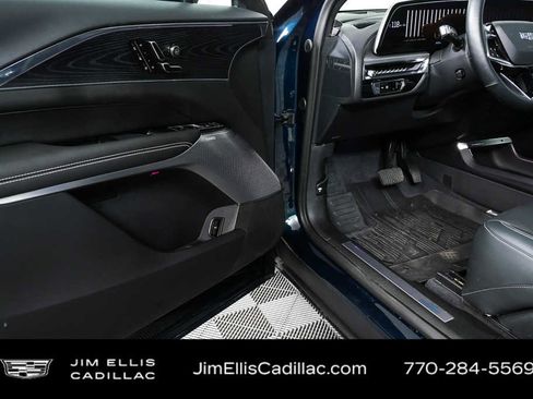Used 2024 Cadillac Lyriq Luxury w/ LPO, Floor Liner Package image 8