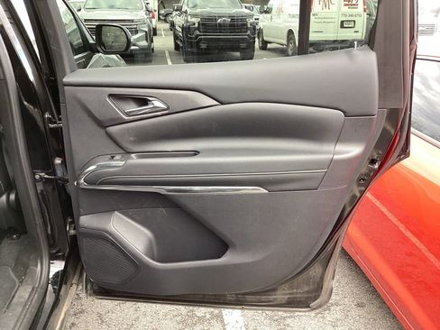 Used 2024 Chevrolet Traverse LS w/ Midnight/Sport Edition image 5