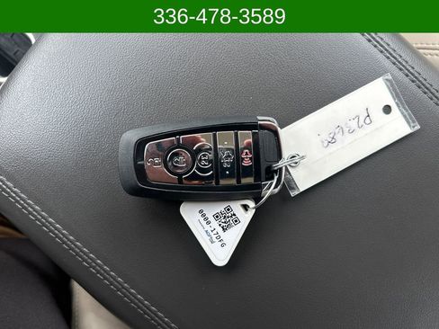 Used 2020 Lincoln Continental AWD w/ Convenience Package image 29