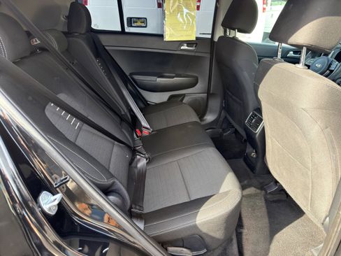 Used 2020 Kia Sportage LX w/ LX Popular Package image 12