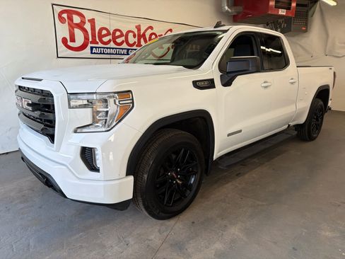 Used 2021 GMC Sierra 1500 Elevation w/ Preferred Package image 2