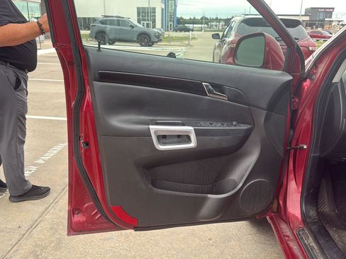 Used 2014 Chevrolet Captiva Sport LT w/ Convenience Package FWD image 10