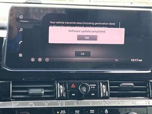 New 2026 Nissan Pathfinder SL w/ SL Premium Package AWD/4WD image 24