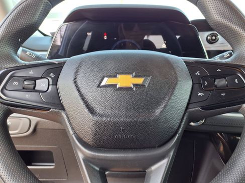 Used 2025 Chevrolet TrailBlazer LT FWD image 14