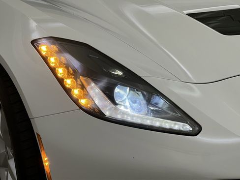 Used 2017 Chevrolet Corvette Stingray Coupe w/ 2LT Preferred Equipment Group image 28