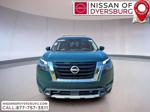 Used 2025 Nissan Pathfinder Platinum w/ Cargo Package FWD image 8