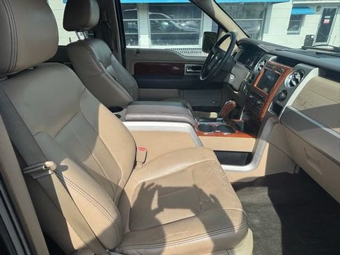 Used 2010 Ford F150 Lariat RWD image 10