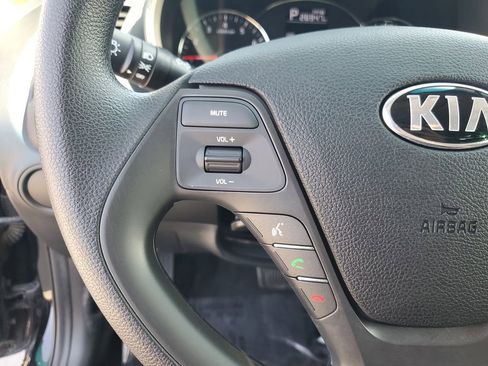 Used 2017 Kia Forte LX image 20