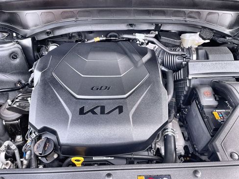 Used 2023 Kia Telluride LX image 15
